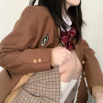 三个男人和一条美腿